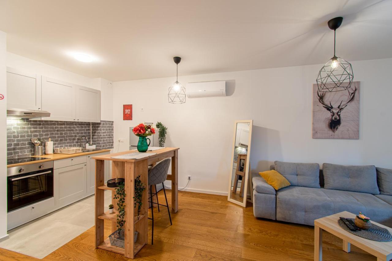 Flexible Selfcheckins 39 - Zagreb - Parking - New Apartamento Exterior foto